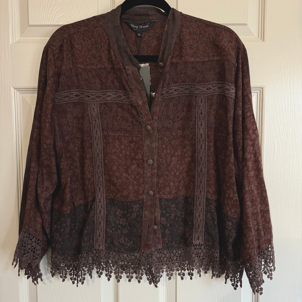 Young Threads Chestnut Brown Floral Crochet Lace Button Down Top XL TP44355